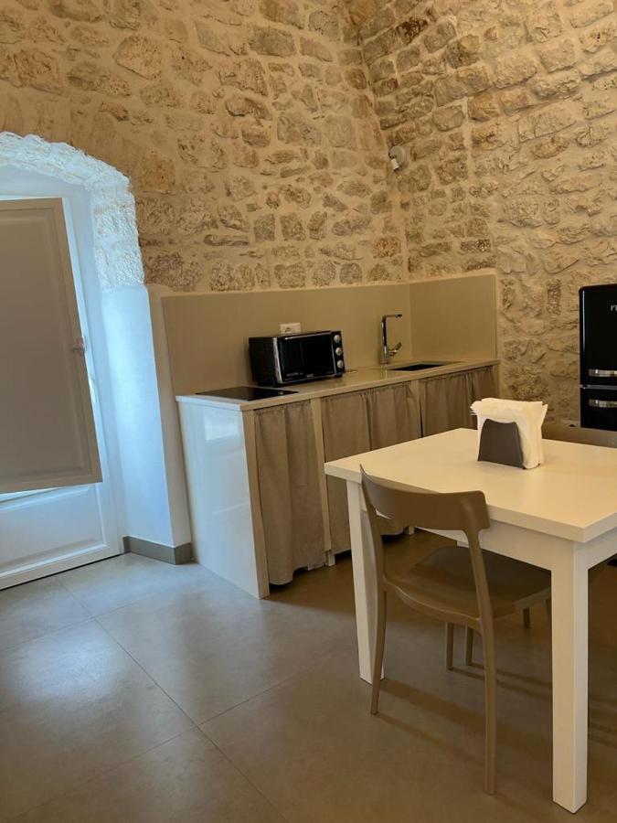 Luxury Room Cassese Ceglie Messapica Buitenkant foto